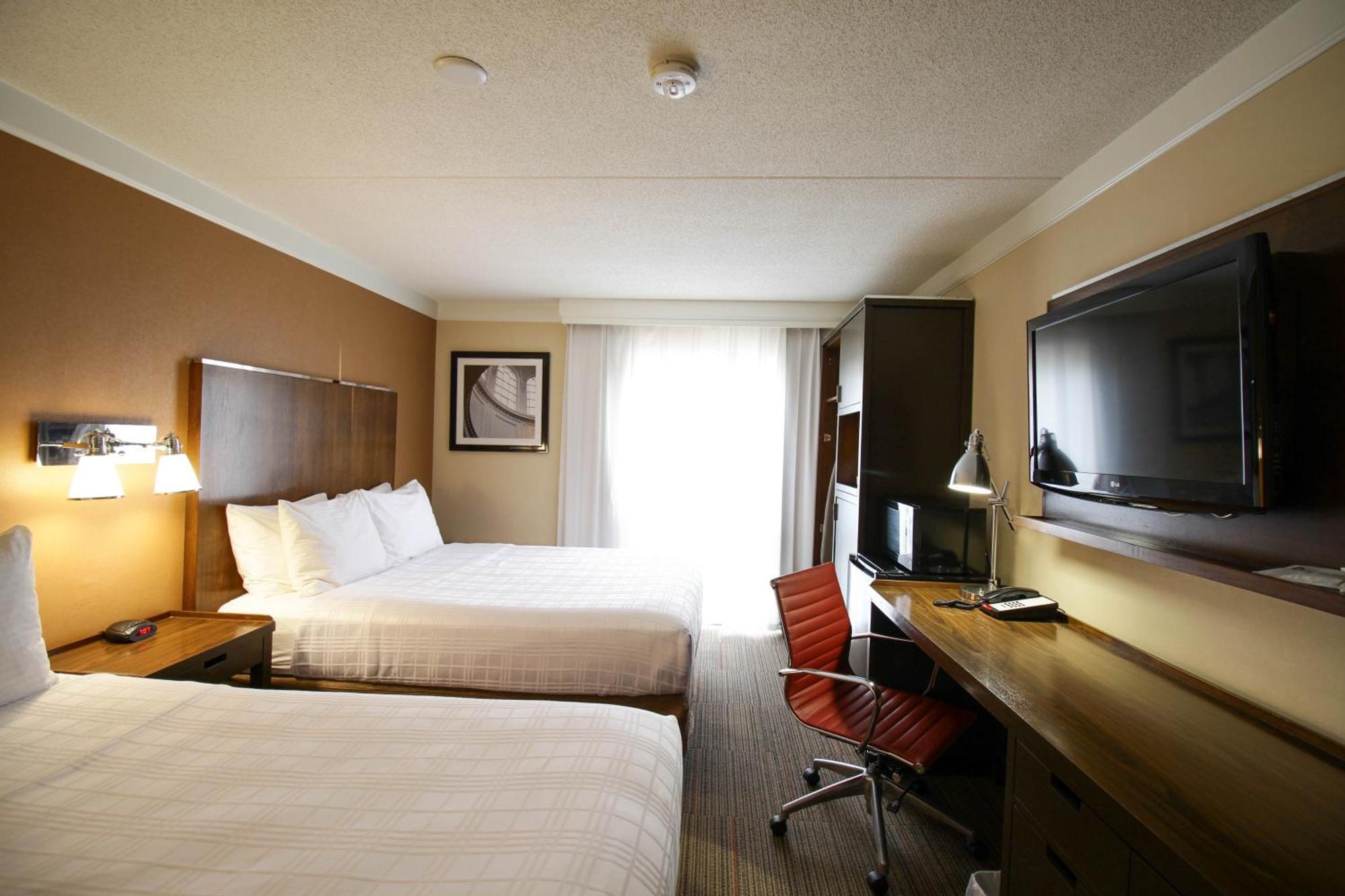 Waterloo Suites Hotel, Trademark Collection By Wyndham Exterior photo